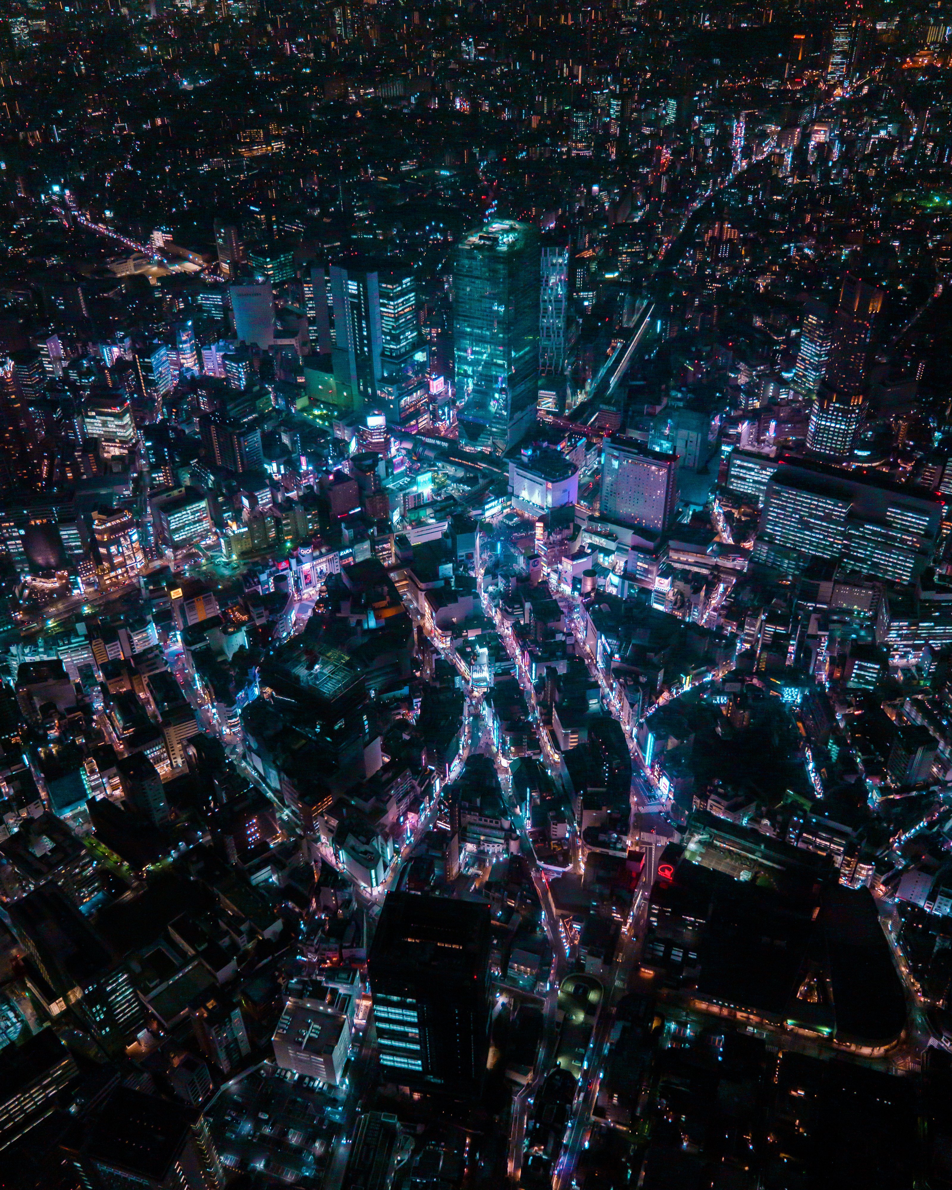 Neo_Noir_Tokyo_Phosphorescence